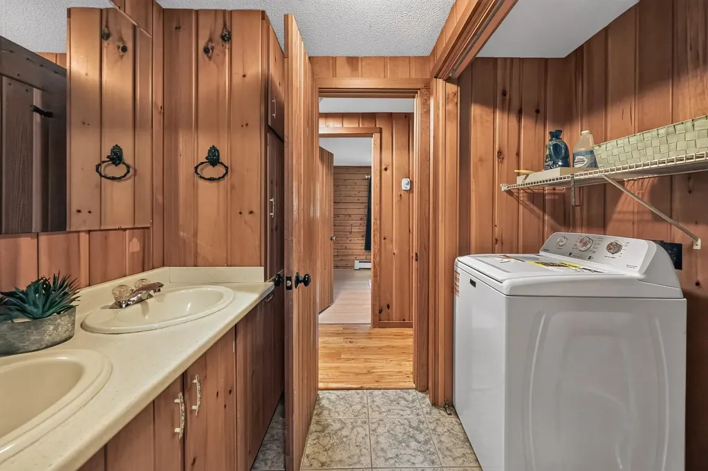 427 Cross Road Goshen NH 03752