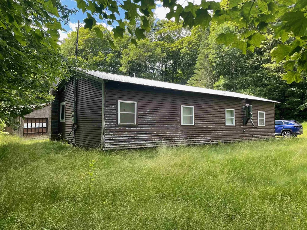 466 Estey Lane Windsor VT 05089