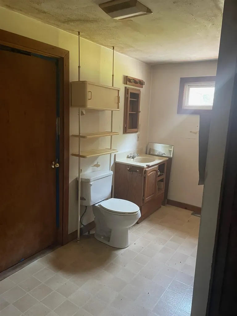 466 Estey Lane Windsor VT 05089