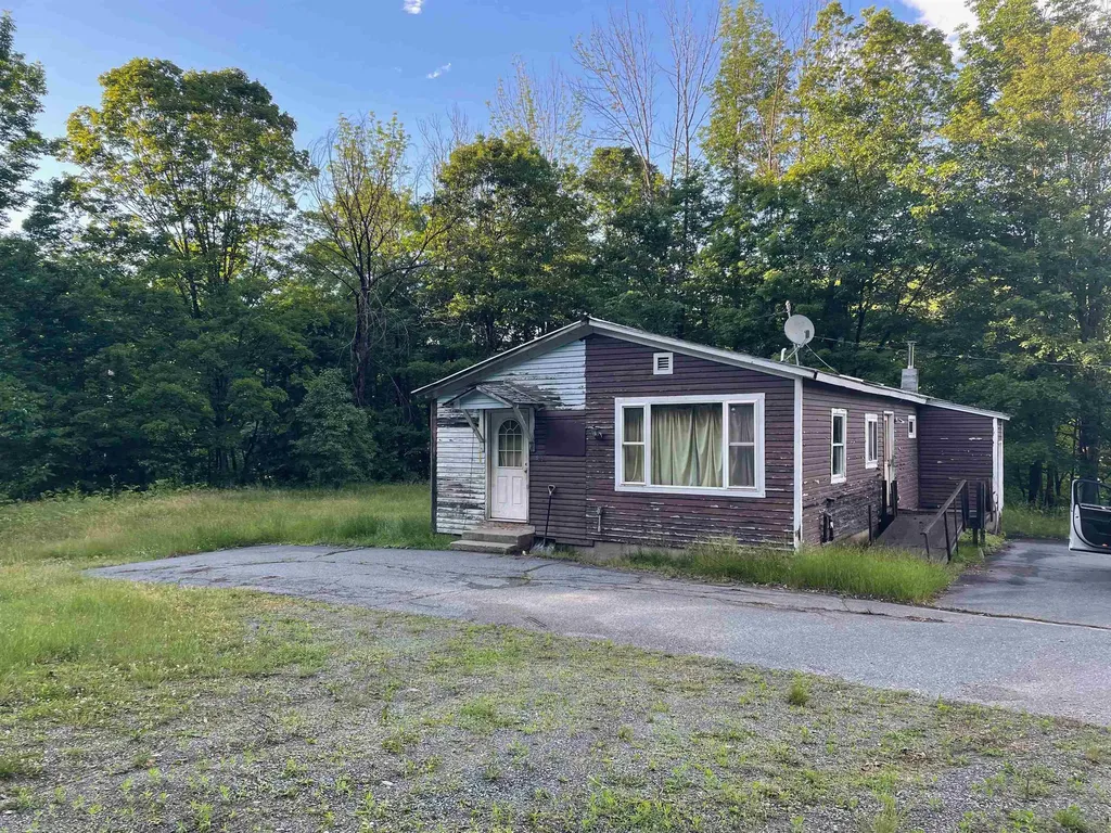 466 Estey Lane Windsor VT 05089