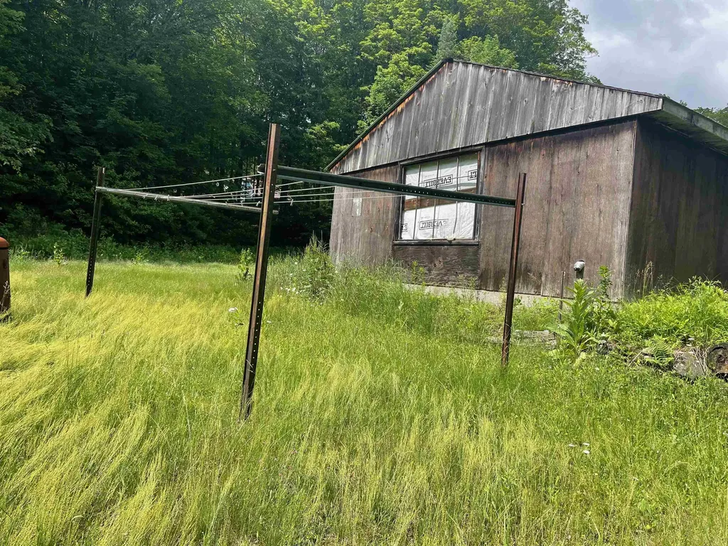 466 Estey Lane Windsor VT 05089
