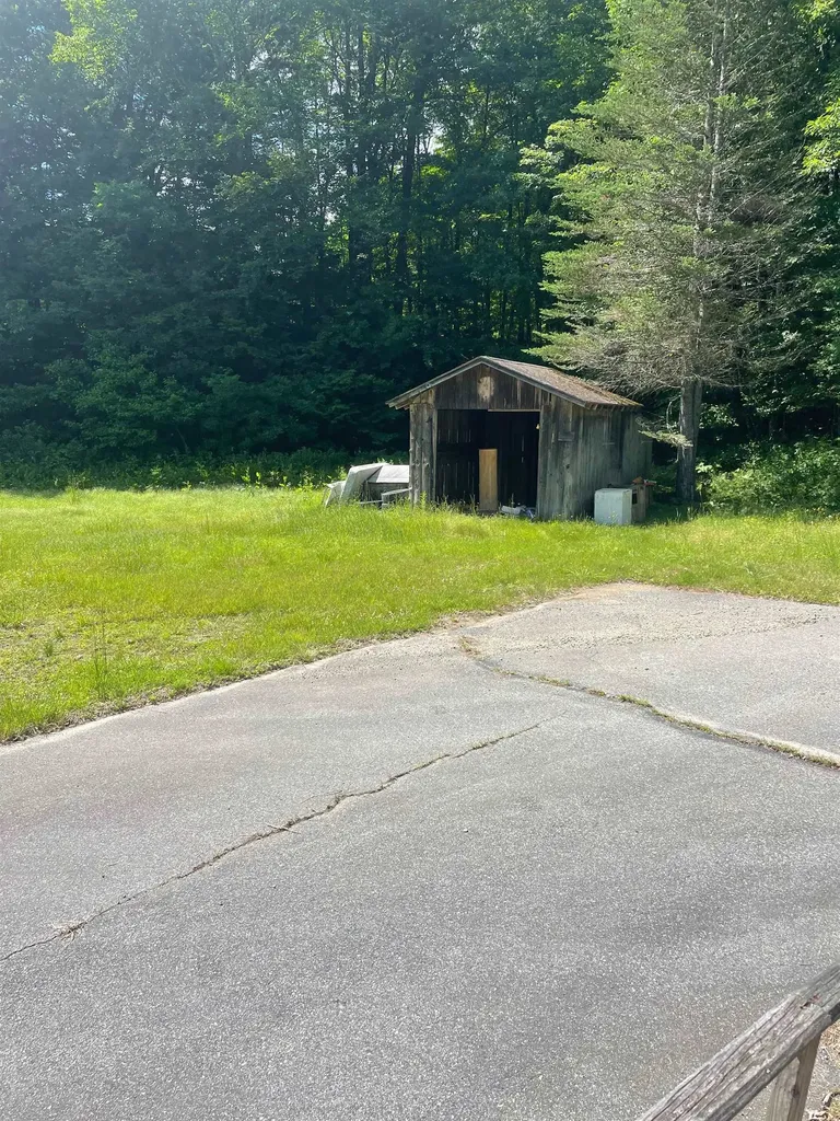 466 Estey Lane Windsor VT 05089