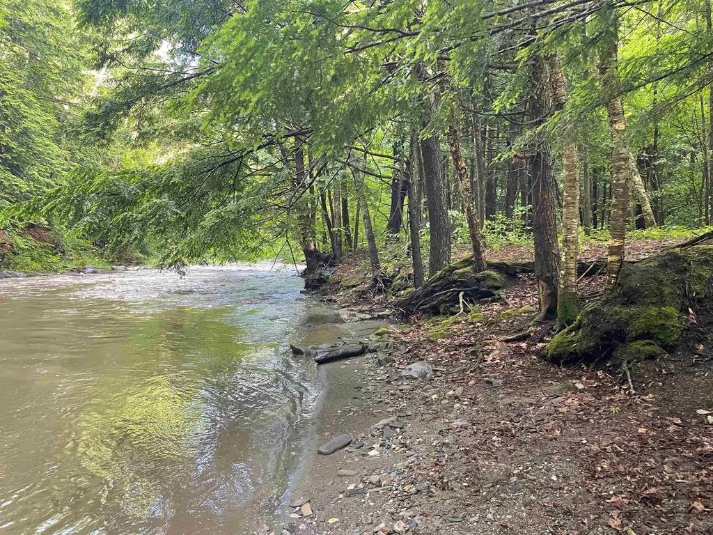 466 Estey Lane Windsor VT 05089