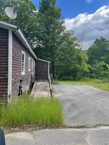 466 Estey Lane Windsor VT 05089