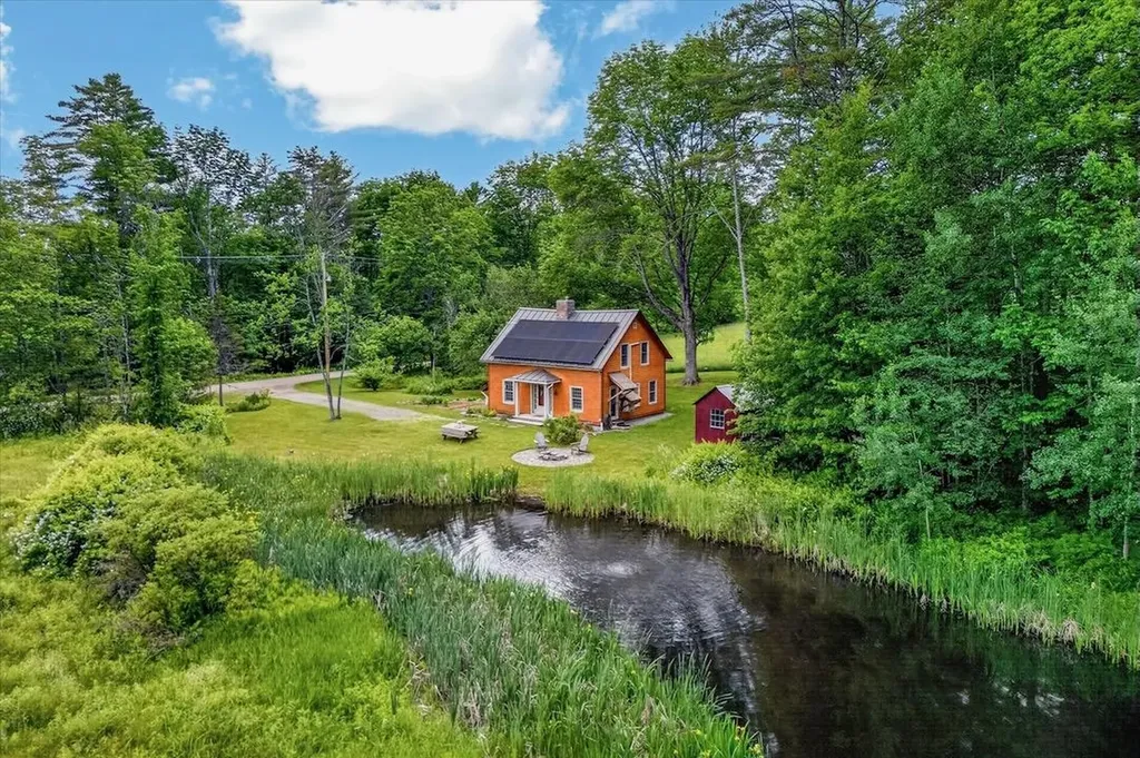 606 Old Stowell Hill Londonderry VT 05148