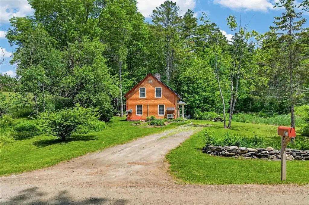 606 Old Stowell Hill Londonderry VT 05148