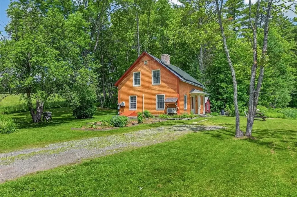 606 Old Stowell Hill Londonderry VT 05148