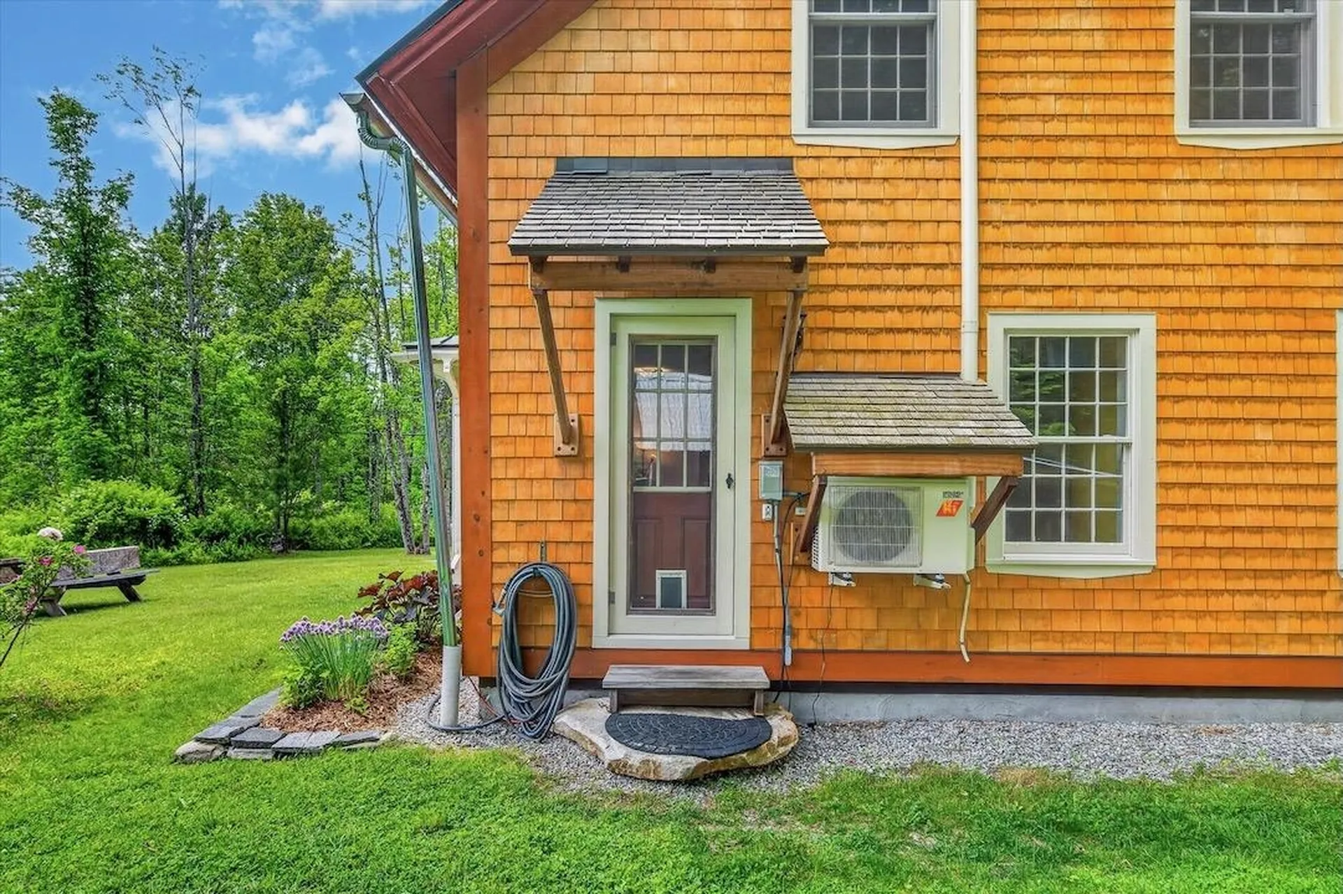 606 Old Stowell Hill Londonderry VT 05148