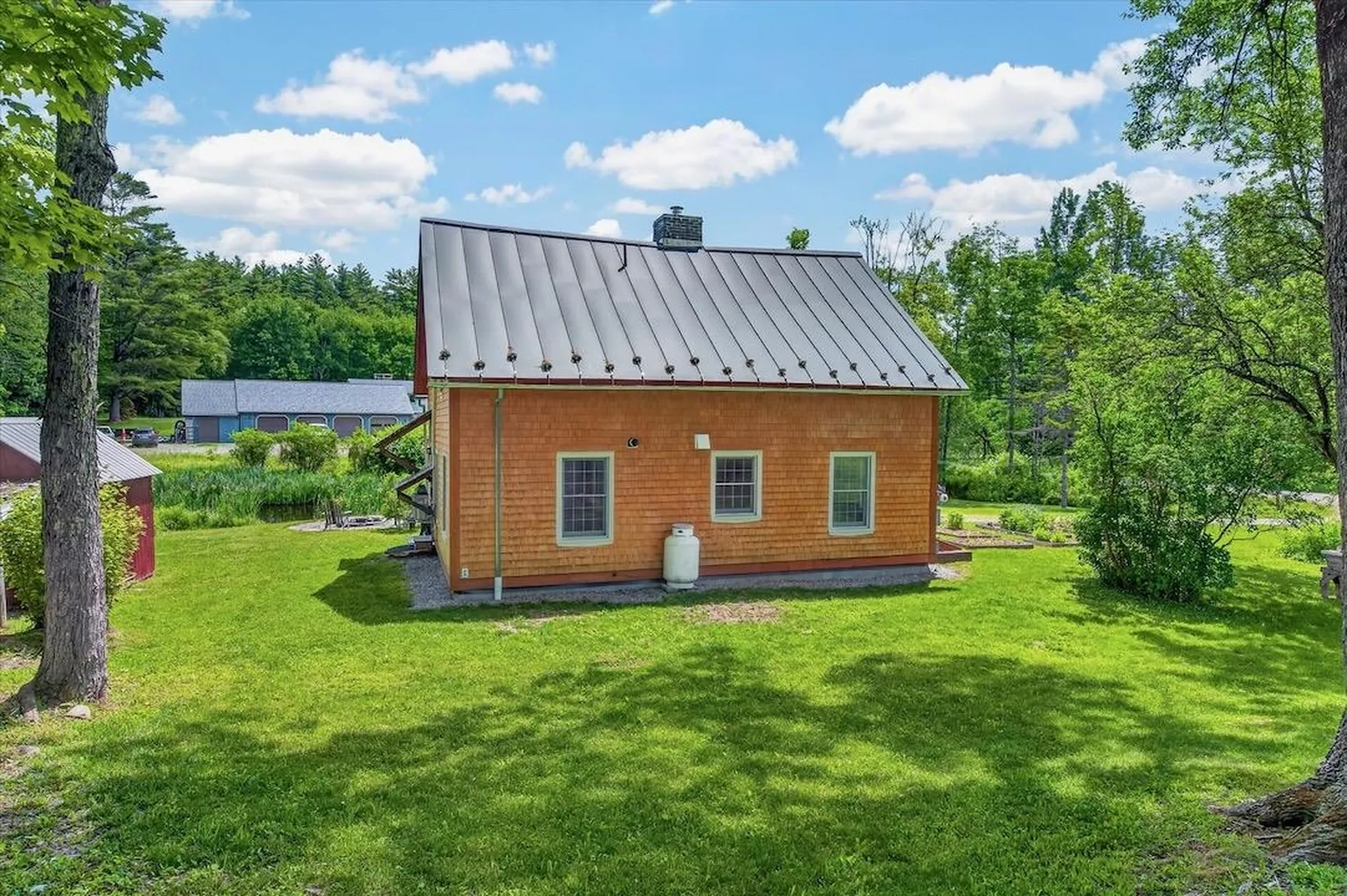 606 Old Stowell Hill Londonderry VT 05148