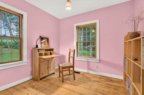 606 Old Stowell Hill Londonderry VT 05148
