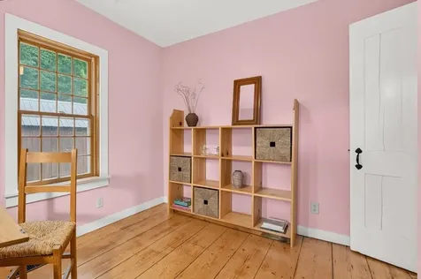 606 Old Stowell Hill Londonderry VT 05148