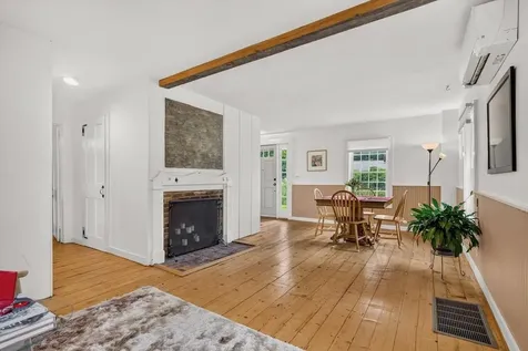 606 Old Stowell Hill Londonderry VT 05148