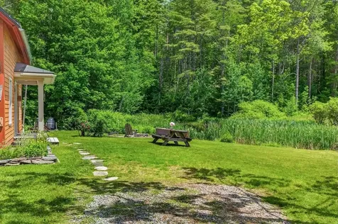 606 Old Stowell Hill Londonderry VT 05148
