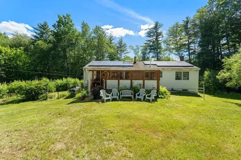 8 Cottage Court Farmington NH 03835