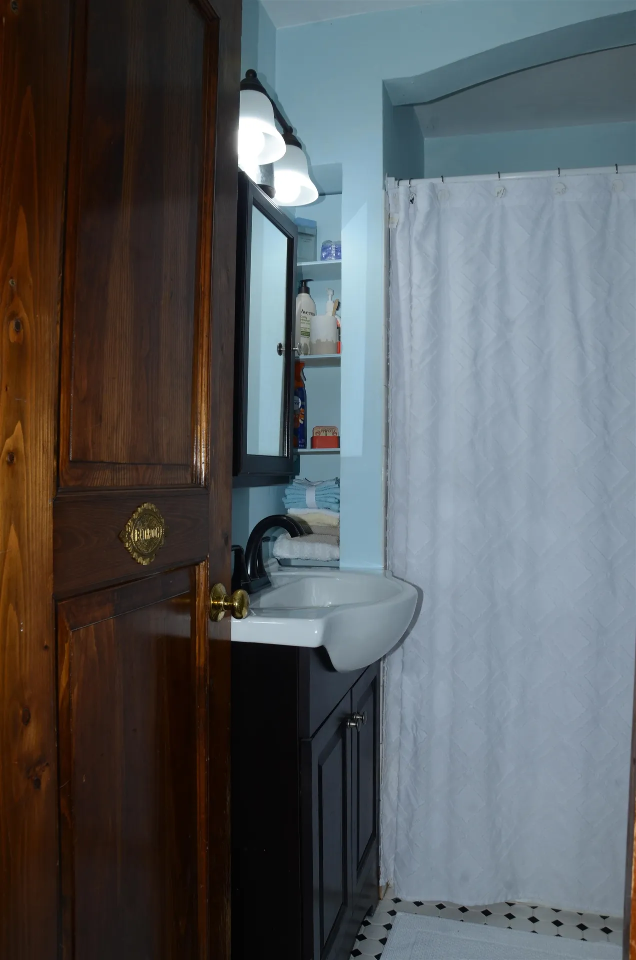 34 West Range Road Effingham NH 03882