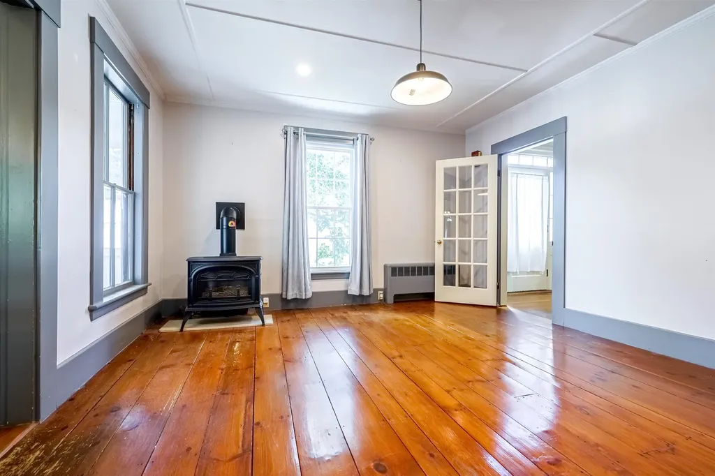 8 Grove Street Concord NH 03301
