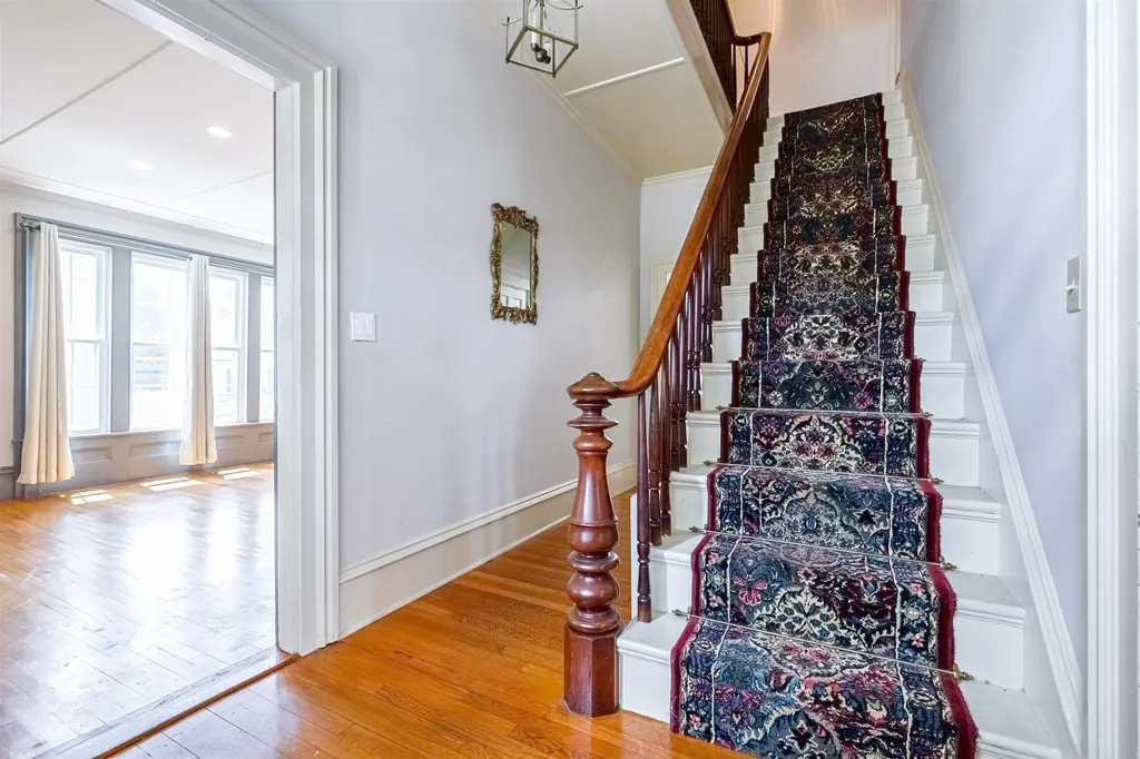8 Grove Street Concord NH 03301