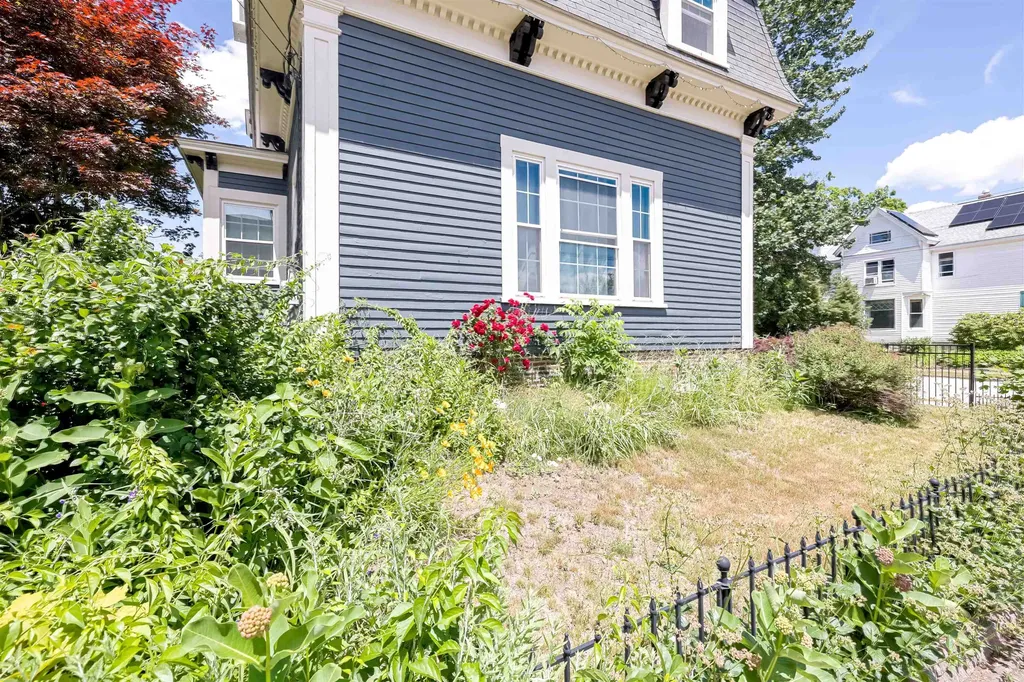 8 Grove Street Concord NH 03301