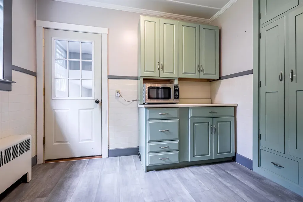 8 Grove Street Concord NH 03301