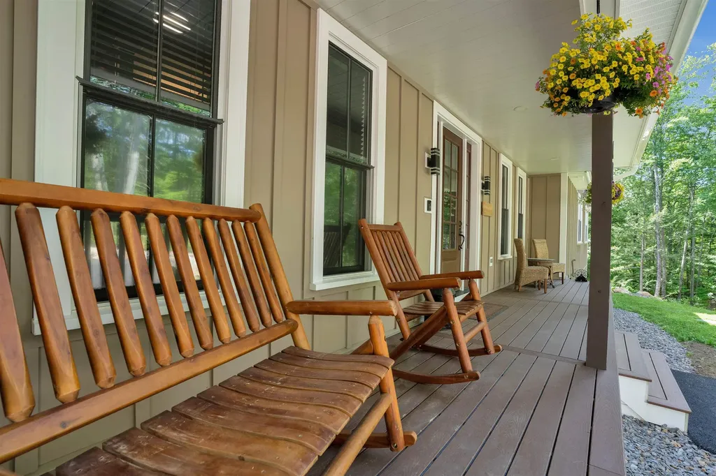67 Cooper Road Barrington NH 03825