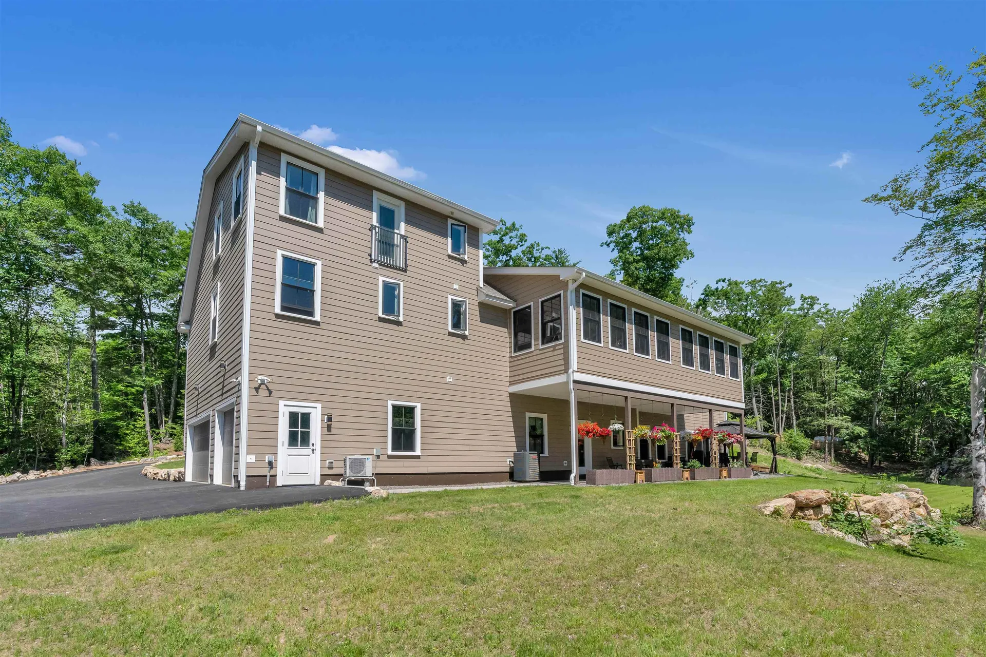 67 Cooper Road Barrington NH 03825