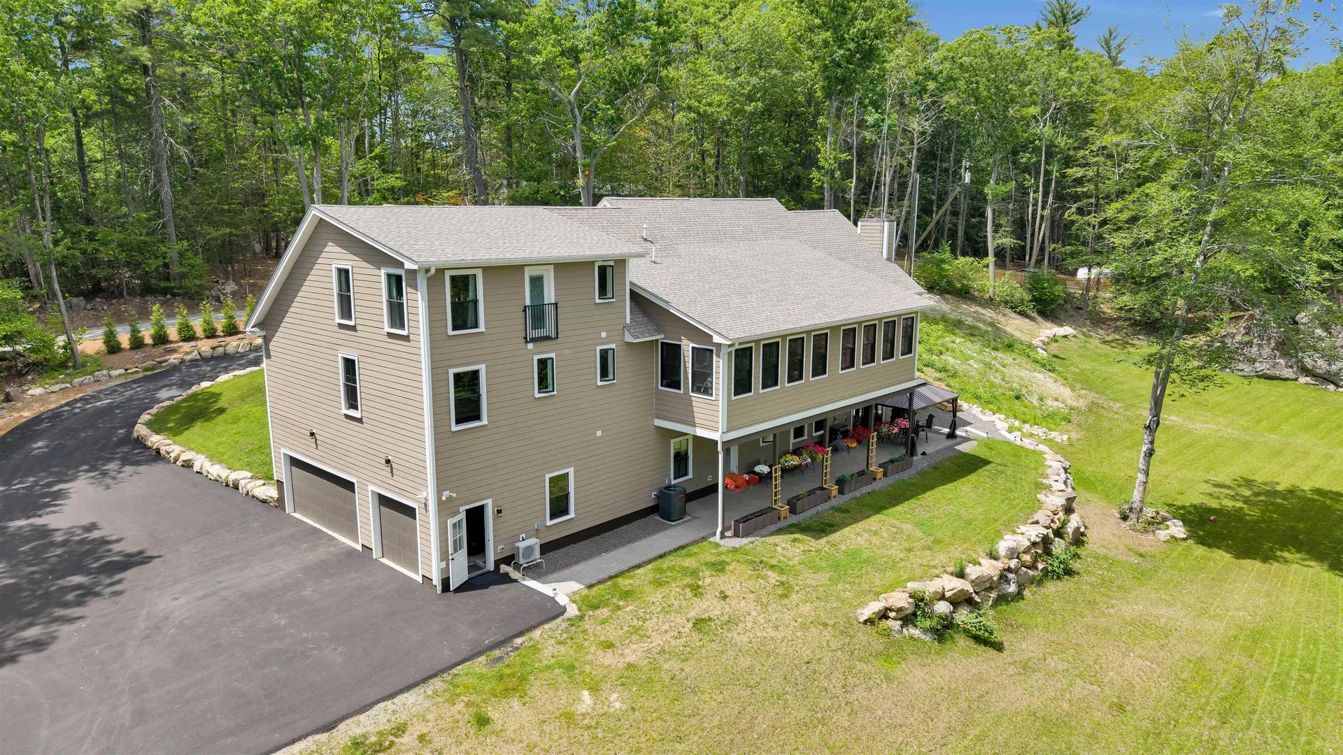 67 Cooper Road Barrington NH 03825
