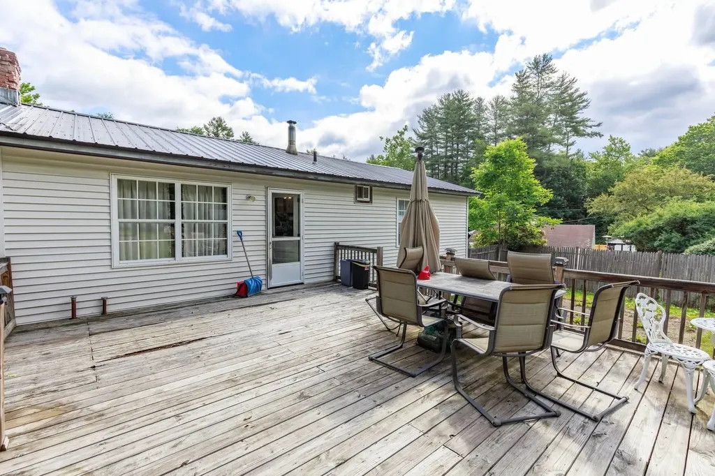 48 Carriage Hill Road Brattleboro VT 05301