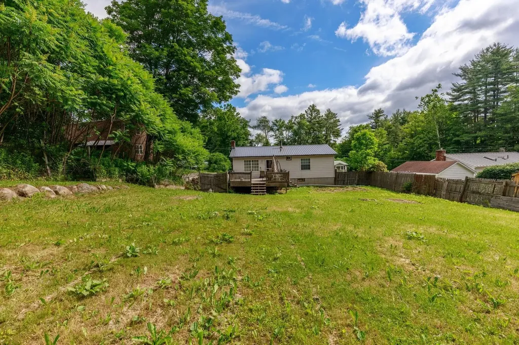 48 Carriage Hill Road Brattleboro VT 05301