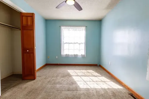 48 Carriage Hill Road Brattleboro VT 05301