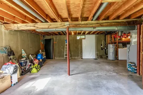 48 Carriage Hill Road Brattleboro VT 05301