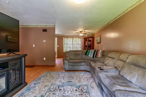 48 Carriage Hill Road Brattleboro VT 05301