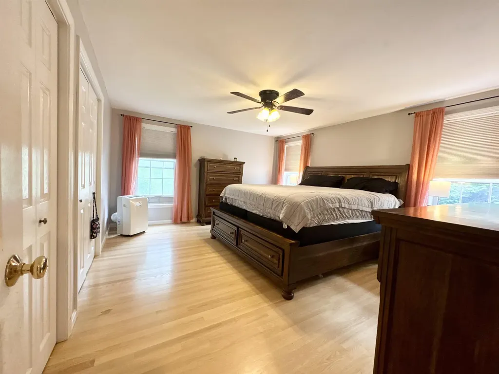 20 Lamprey Village Drive Epping NH 03042