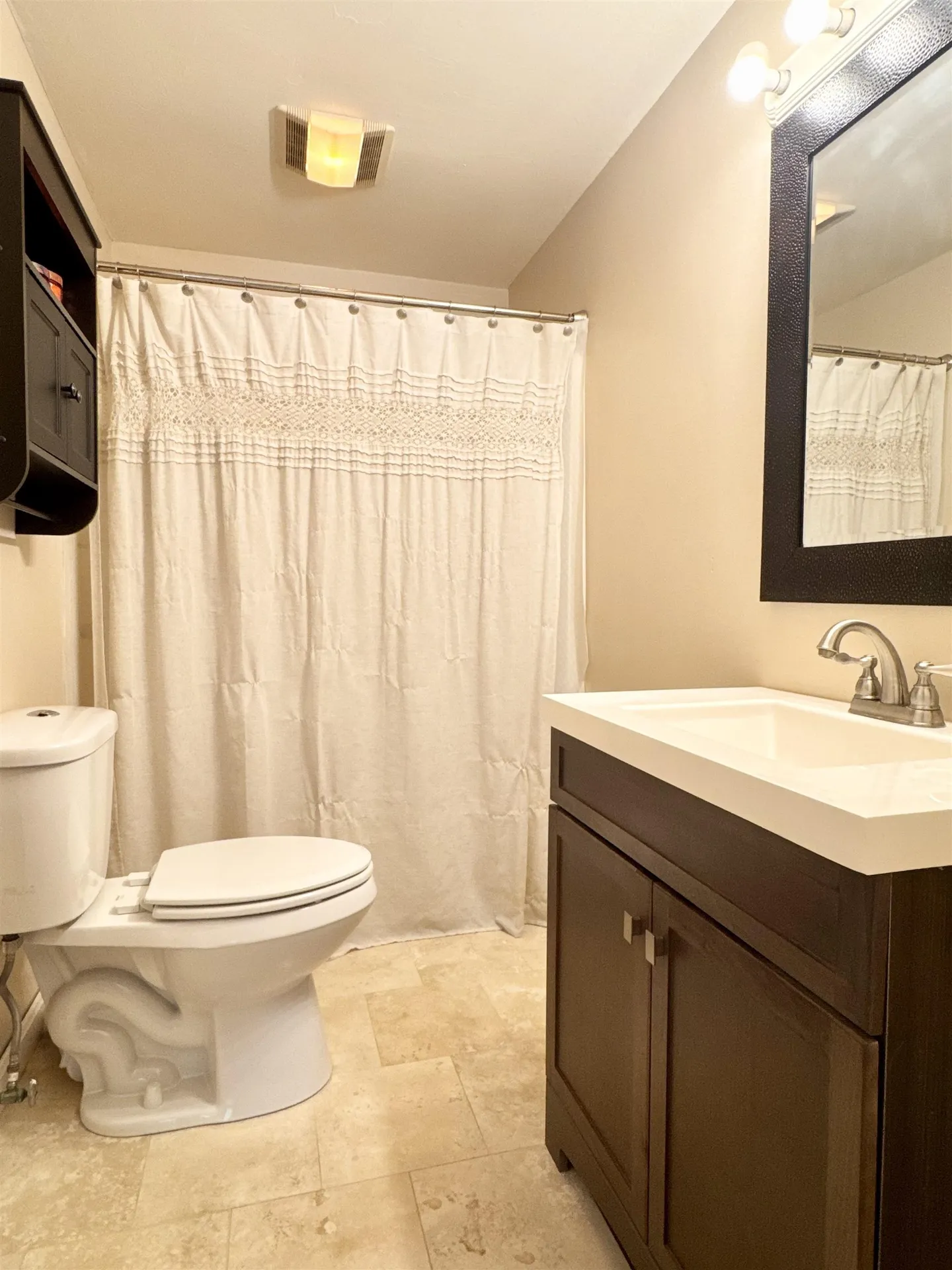 20 Lamprey Village Drive Epping NH 03042