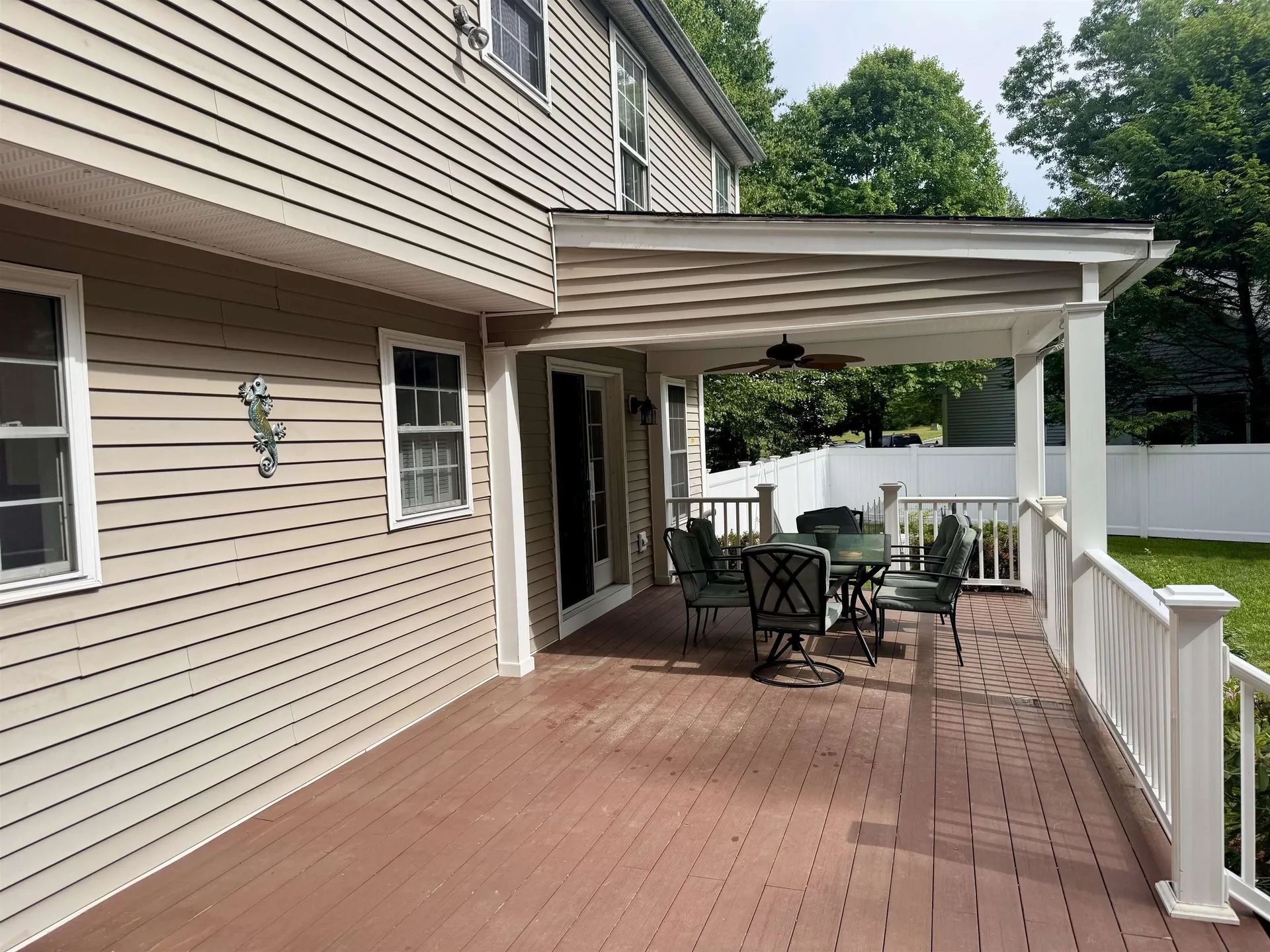 20 Lamprey Village Drive Epping NH 03042