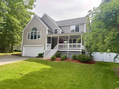 20 Lamprey Village Drive Epping NH 03042