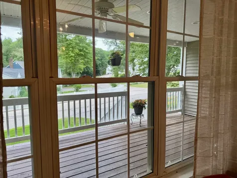 20 Lamprey Village Drive Epping NH 03042