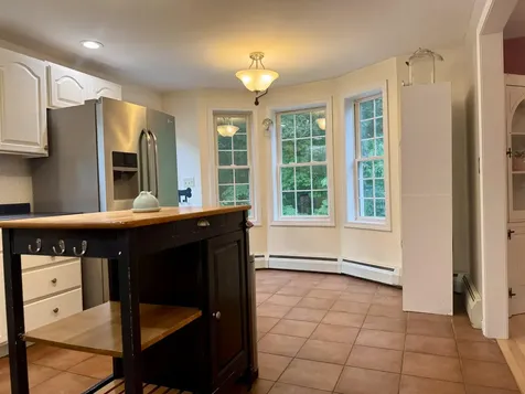 20 Lamprey Village Drive Epping NH 03042