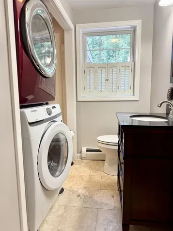 20 Lamprey Village Drive Epping NH 03042