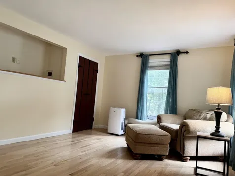 20 Lamprey Village Drive Epping NH 03042