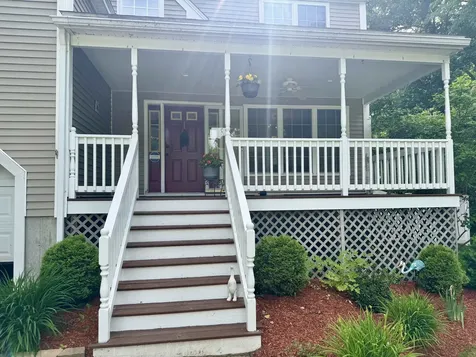 20 Lamprey Village Drive Epping NH 03042