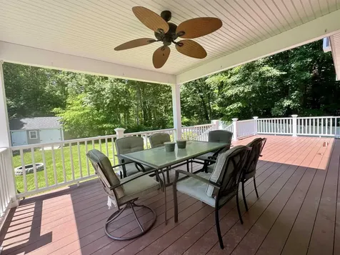 20 Lamprey Village Drive Epping NH 03042