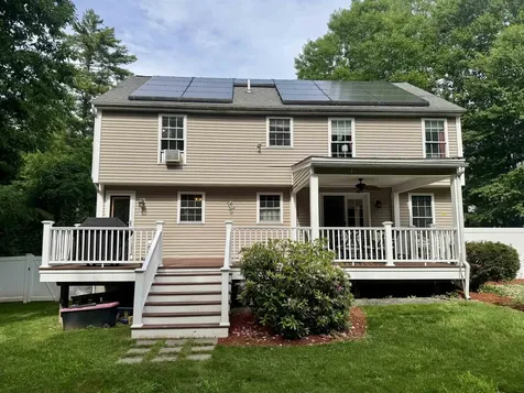 20 Lamprey Village Drive Epping NH 03042