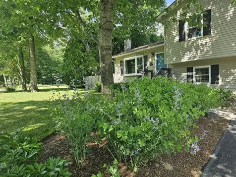 32 Logwood Circle Essex VT 05452