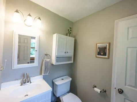 32 Logwood Circle Essex VT 05452