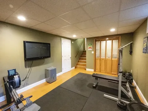 32 Logwood Circle Essex VT 05452