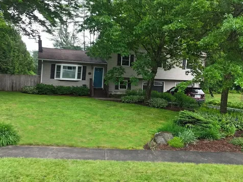 32 Logwood Circle Essex VT 05452
