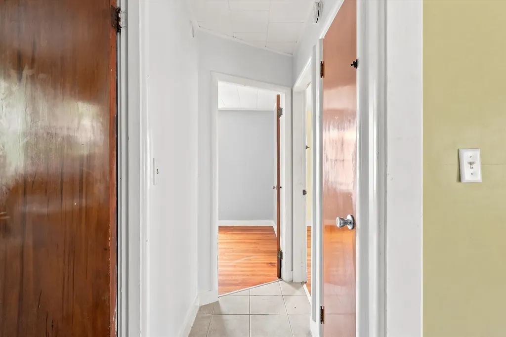 25 Kendall Avenue Manchester NH 03103