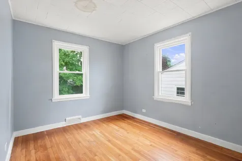 25 Kendall Avenue Manchester NH 03103