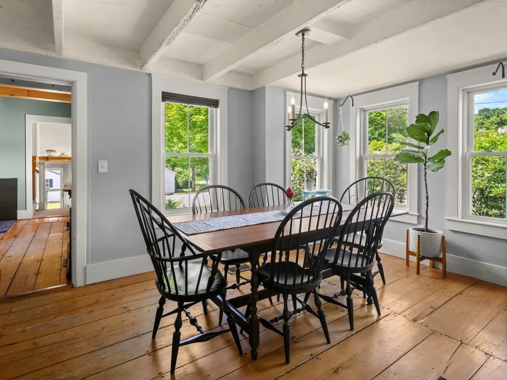 117 Osgood Hill Road Essex VT 05452