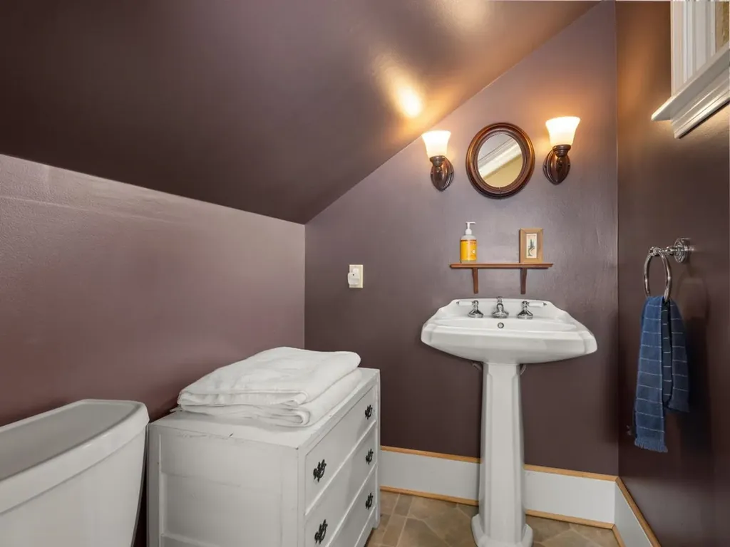 117 Osgood Hill Road Essex VT 05452
